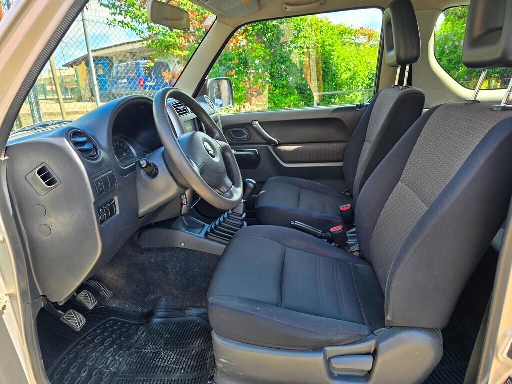 Suzuki Jimny 1.5 DDiS cat 4WD JLX