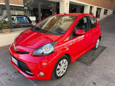 TOYOTA Aygo 1.0 12V VVT-i 5 porte Sol MMT GPL