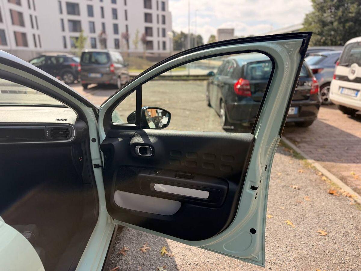 Citroen C3 1.2 puretech Shine 82cv
