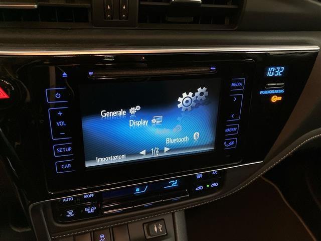 TOYOTA Auris 5 Porte 1.8 Hybrid Black Edition CVT my18