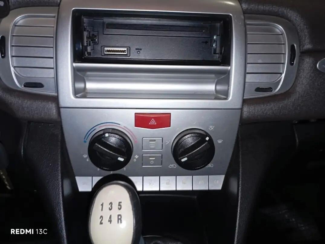 LANCIA YPSILON DEL 2009 1200 BENZINA 110.000 KM