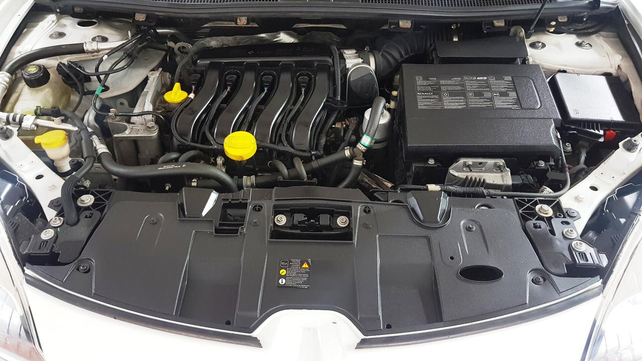 RENAULT MEGANE 1.6 GPL SW 110 CV 08/2013