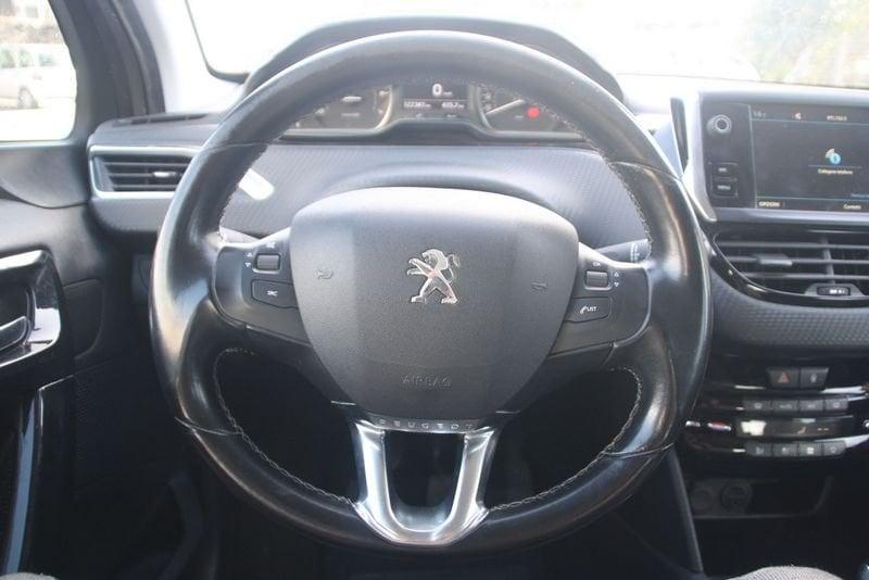Peugeot 208 Allure PureTech 82cv