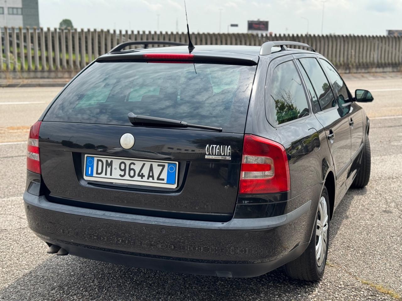Skoda Octavia 2.0 TDI DSG Wagon