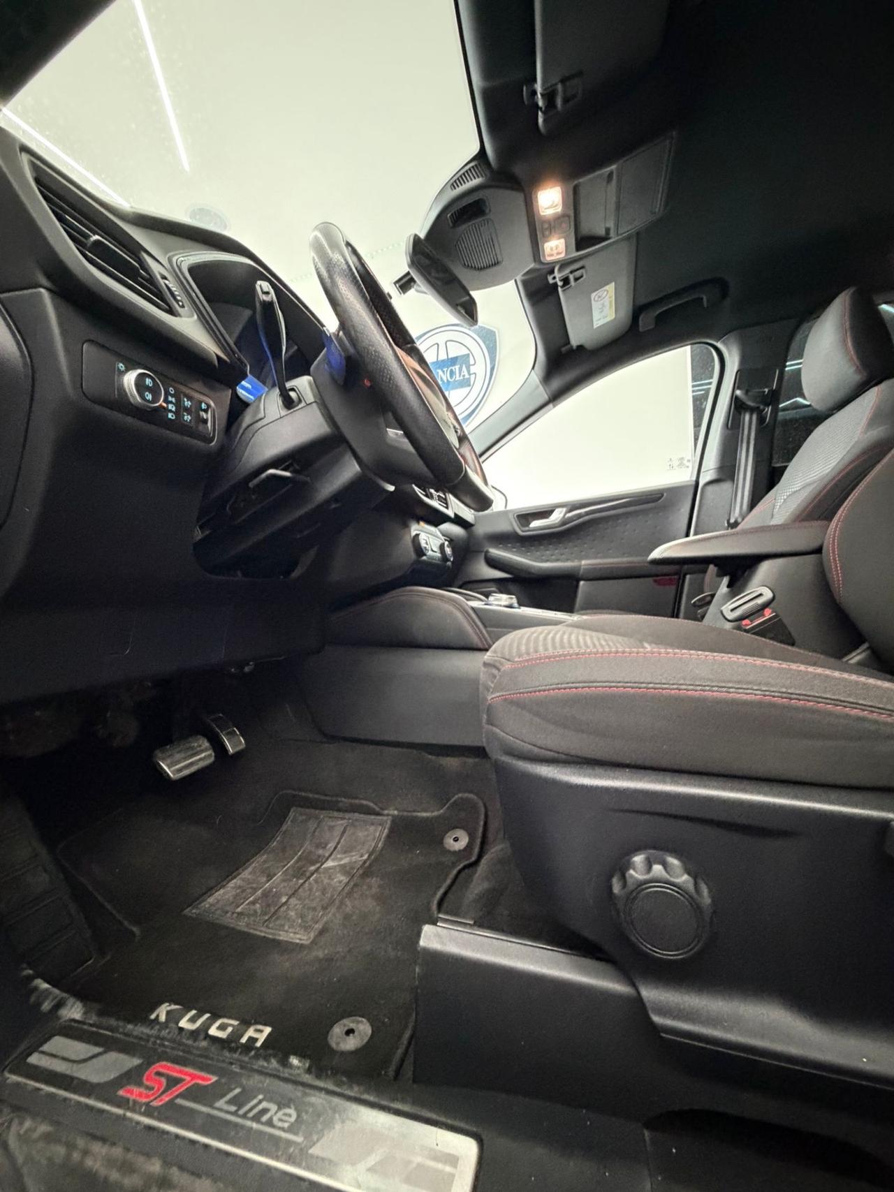 Ford Kuga 2.0 EcoBlue 190 CV aut. AWD ST-Line