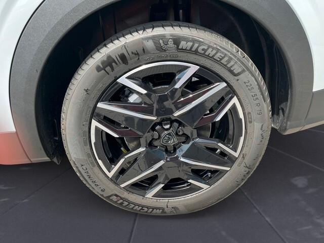 Peugeot 5008 Hybrid 136 e-DCS6 GT