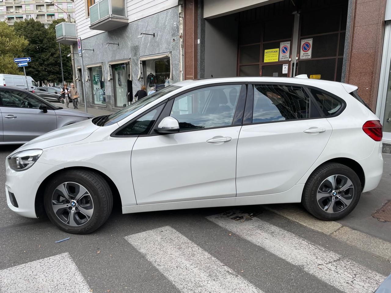 Bmw 2er Active Tourer Advantage 216 d