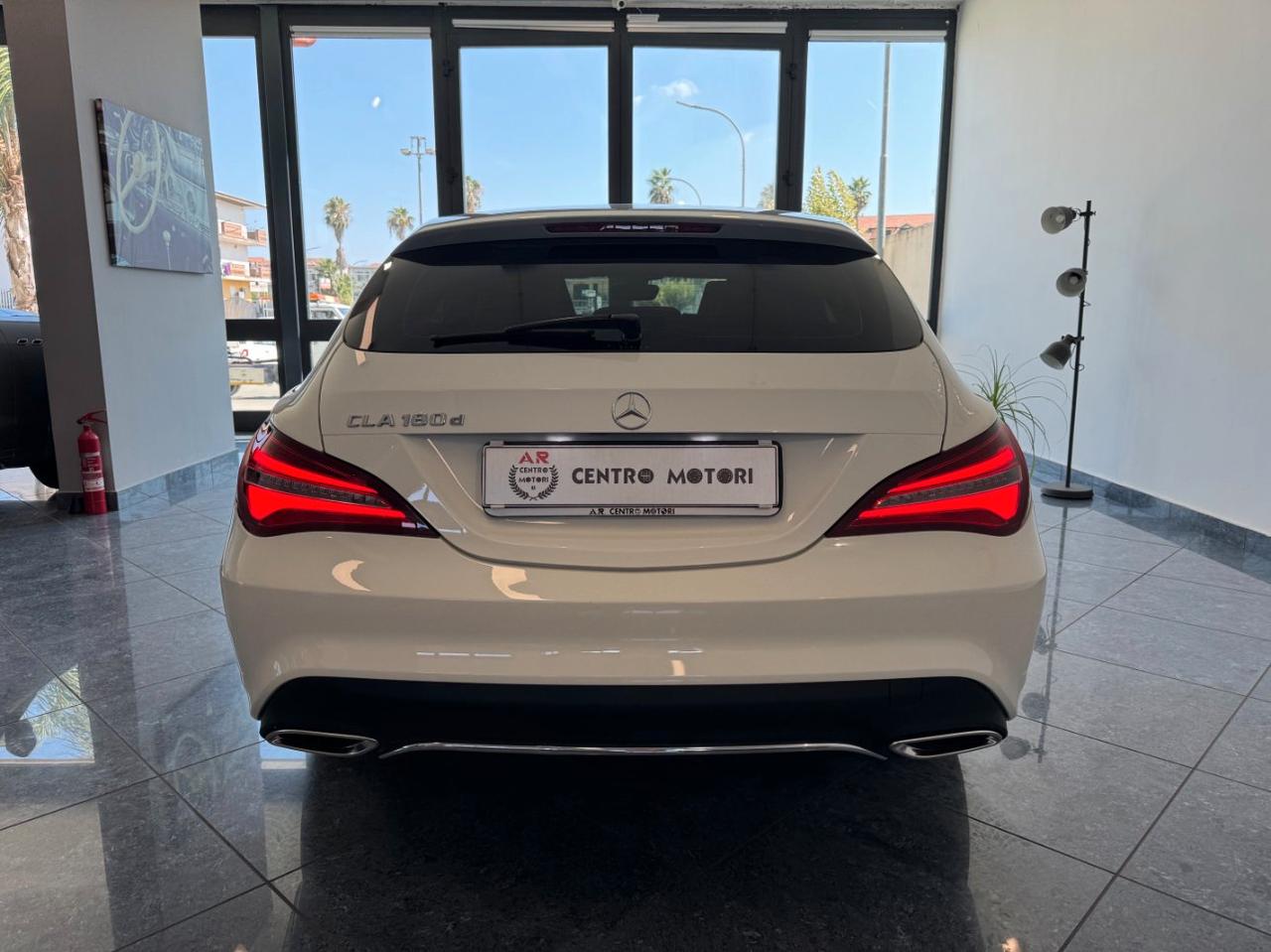 Mercedes CLA Shooting Brake 180 d SW Sport edition auto Uniprop