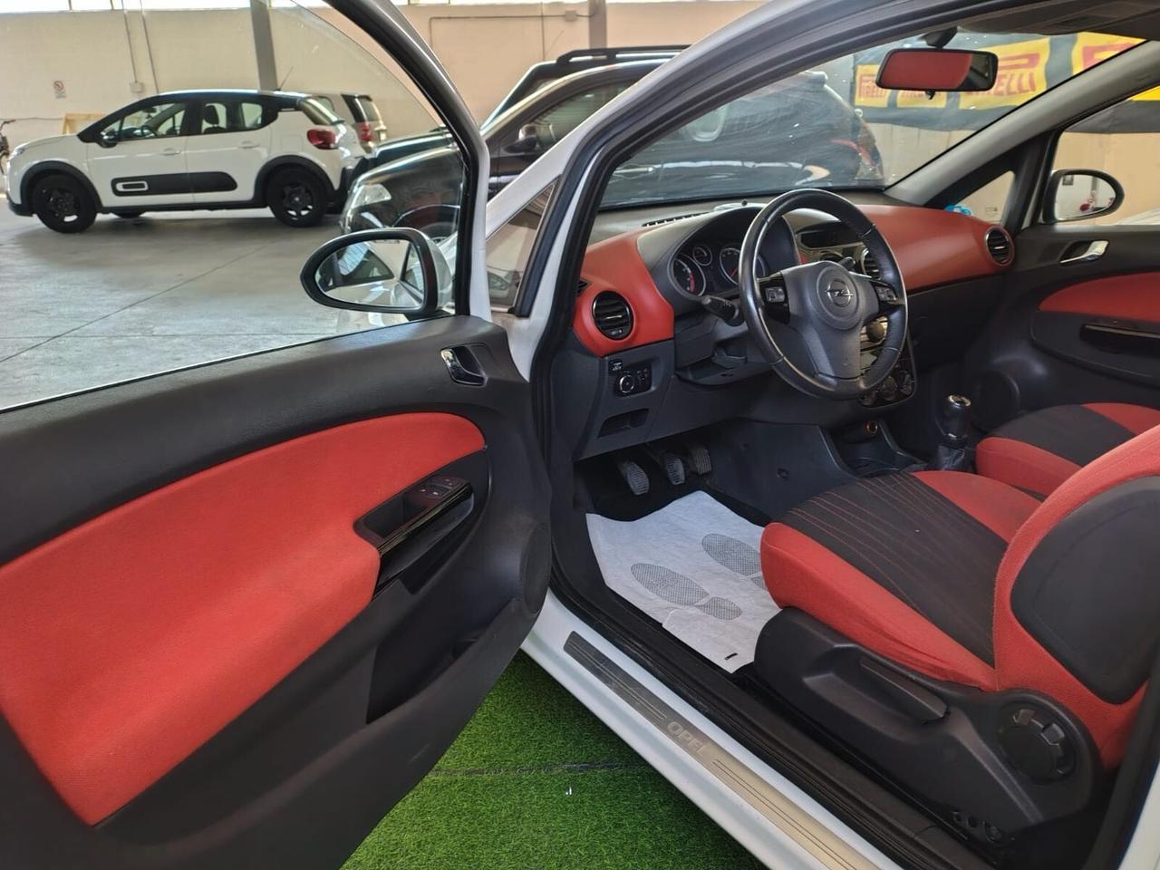 Opel Corsa 1.2 80CV 3 porte GPL-TECH Club