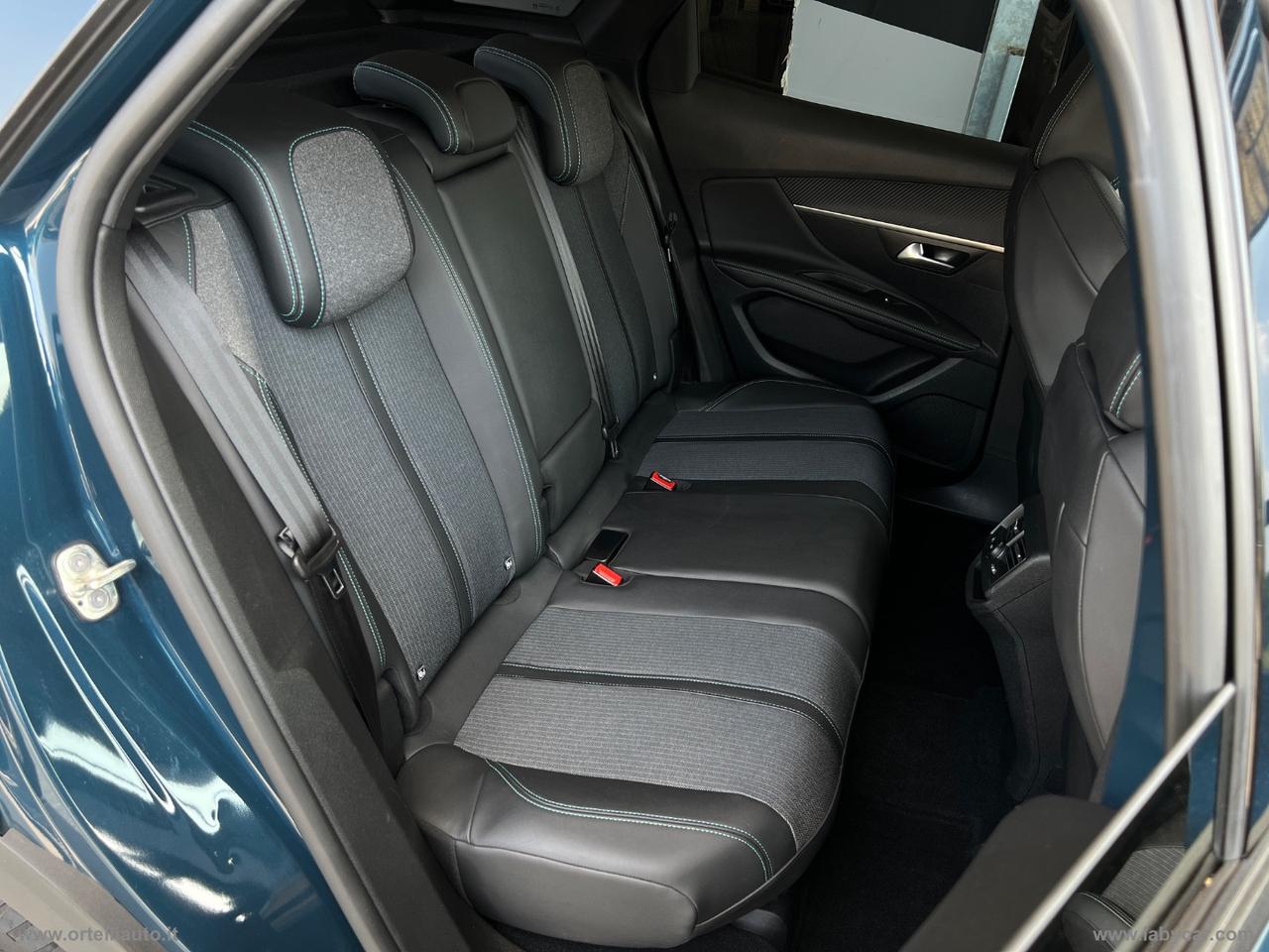 PEUGEOT 3008 PureTech Turbo 130 S&S EAT8 Allure IVA DEDUCIBILE