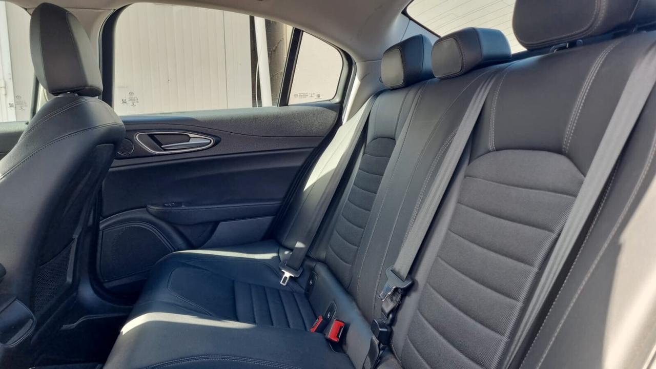 Alfa Romeo Giulia 2.2 Turbodiesel 150 CV AT8 Super