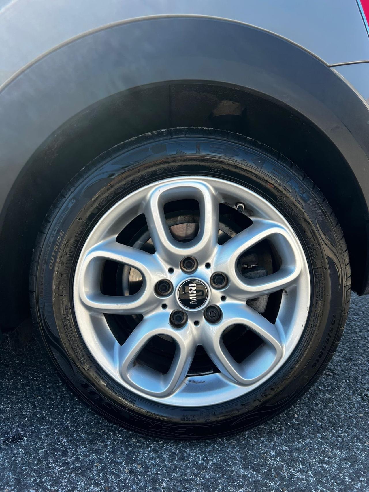 Mini Mini 1.2 One neopatentati