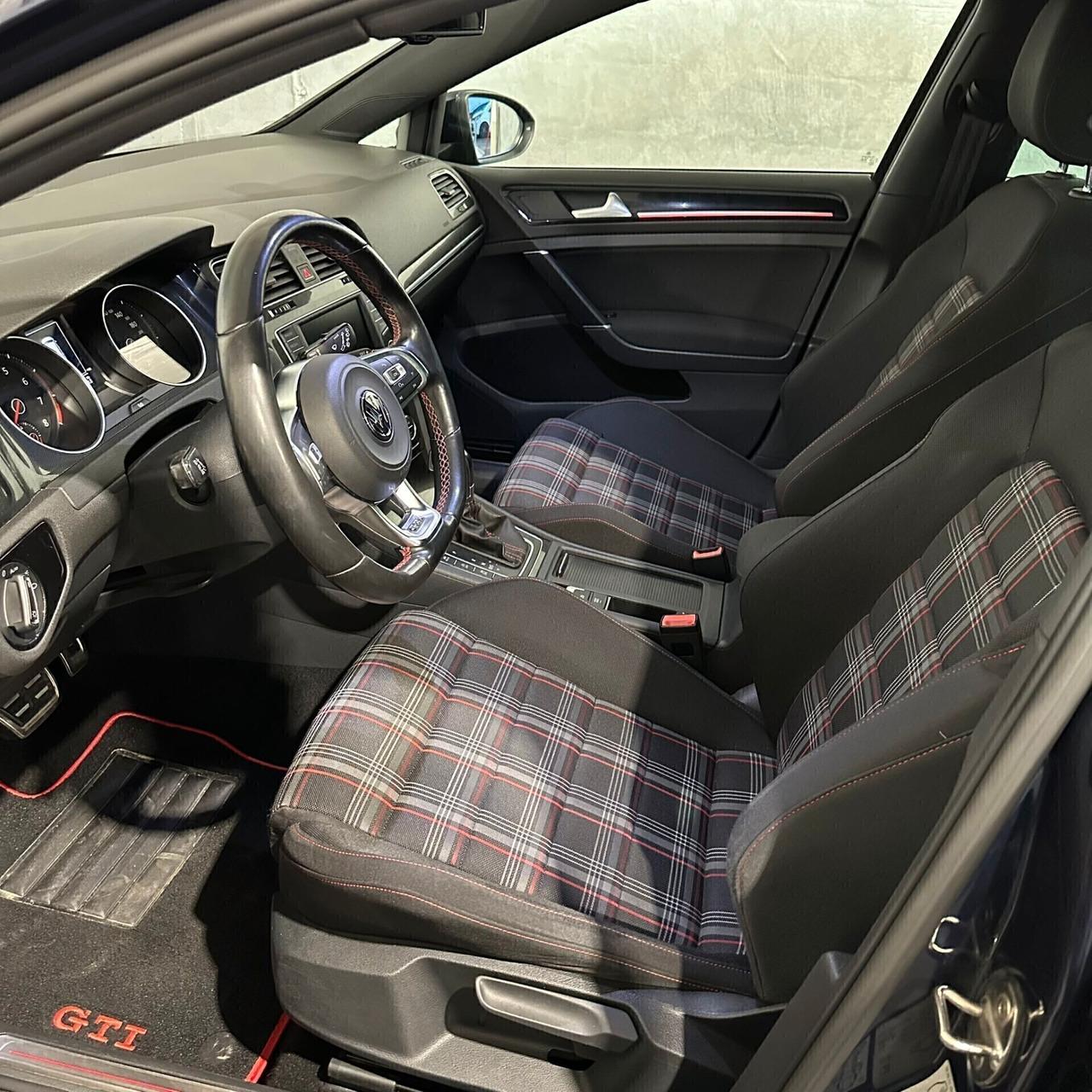 Volkswagen Golf GTI Golf GTI Performance 2.0 TSI DSG 5p. BlueMotion Technology