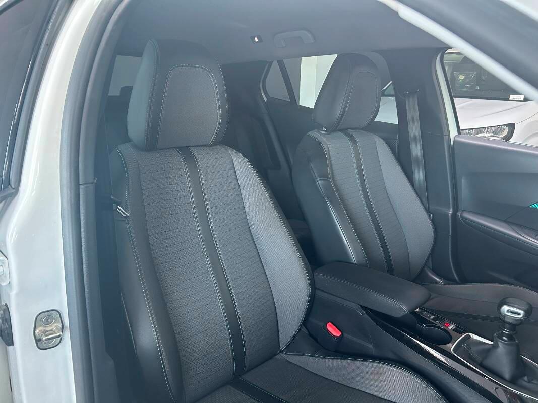 Peugeot 2008 1.5 bluehdi Allure s&s 110cv