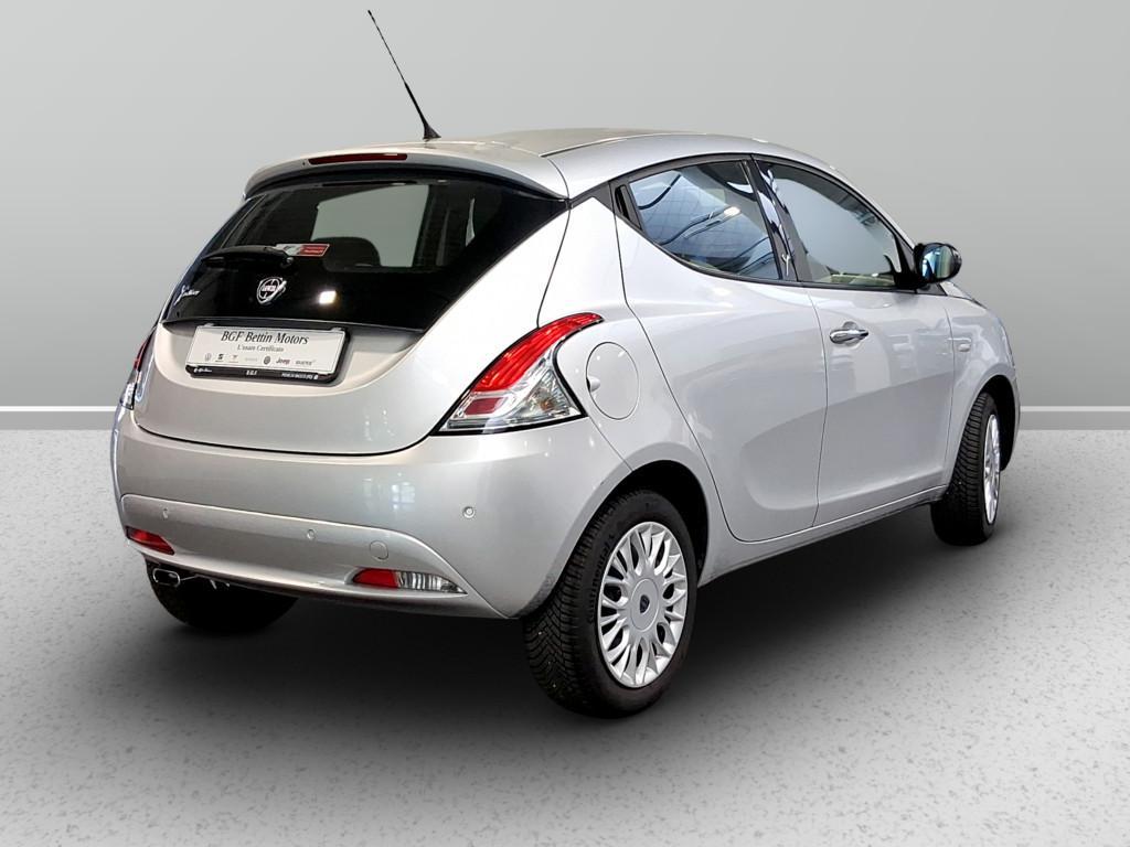 Lancia Ypsilon 1.2 Gold 69cv