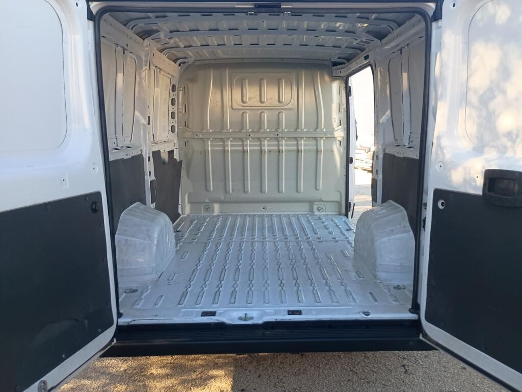 Peugeot Boxer 330 L1H1 2.2 BHDI 140cv