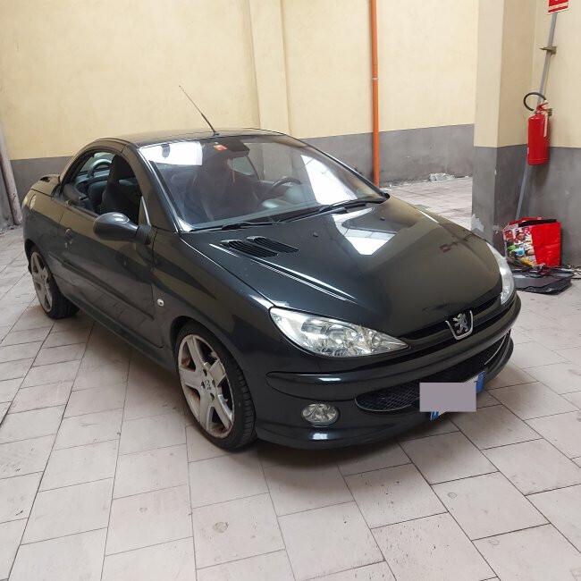 Peugeot 206 2.0 16V CC RC-LINE