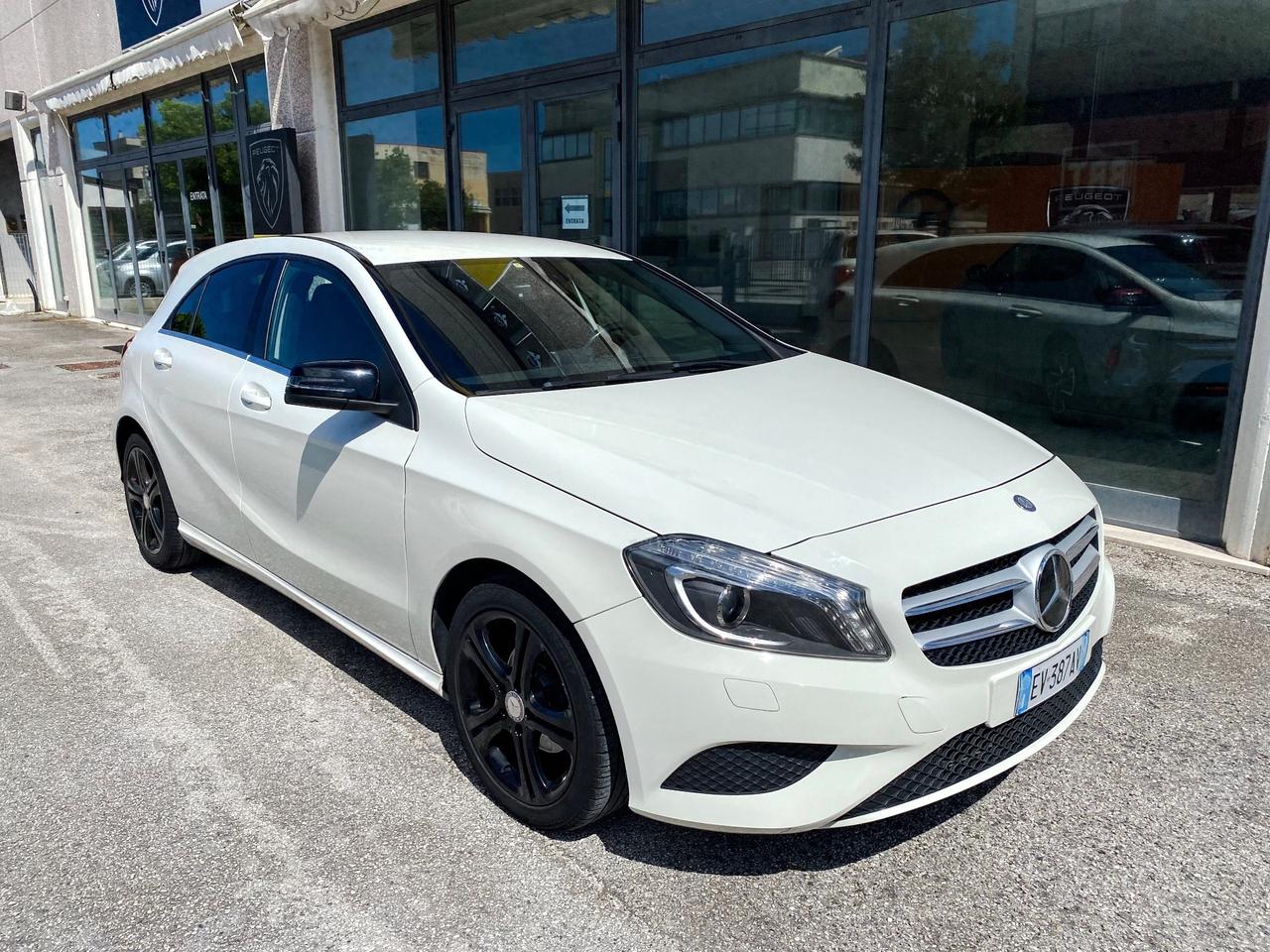 Mercedes-benz A 180 CDI Sport - 2014