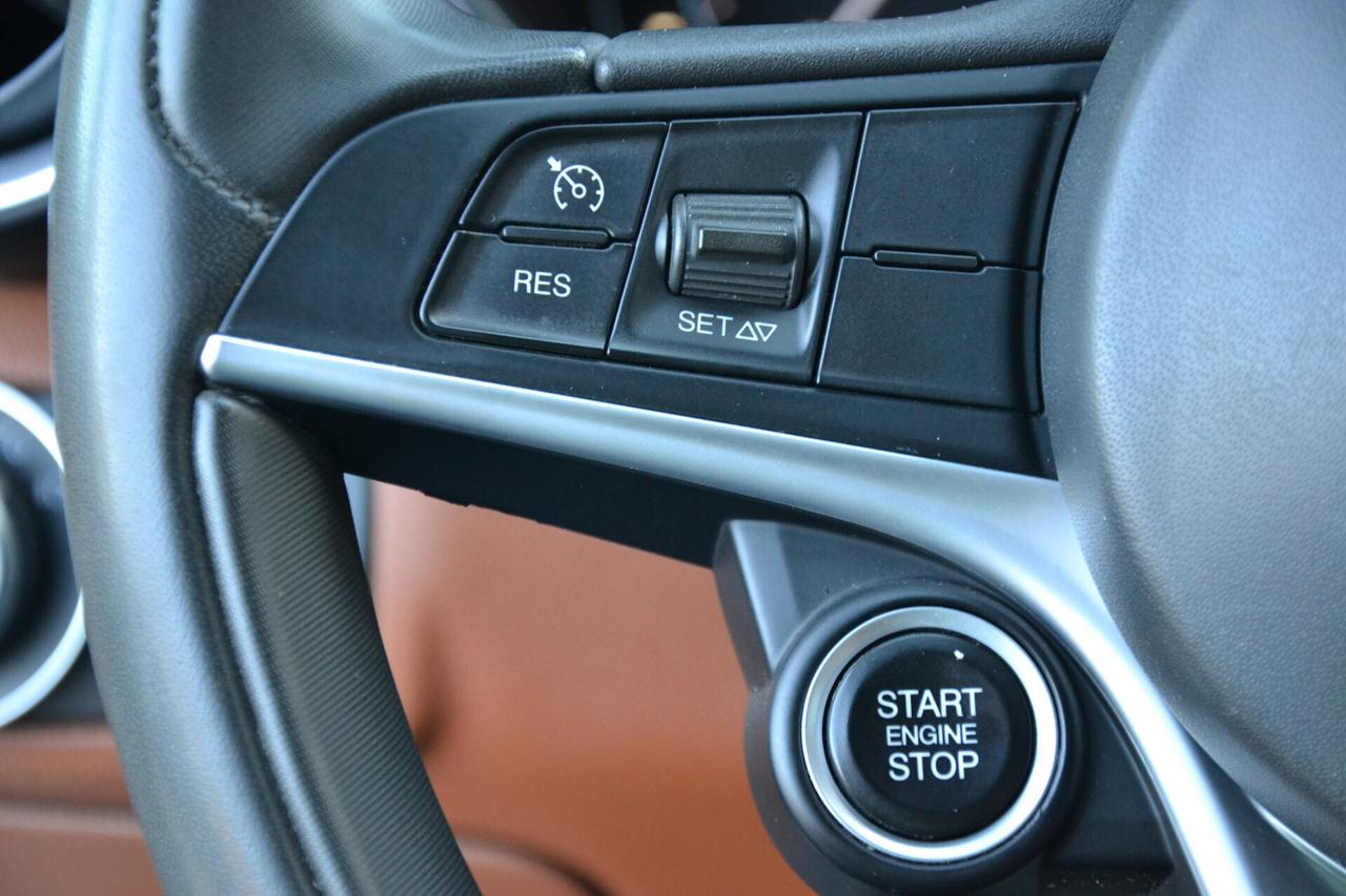 Alfa Romeo Giulia 2.2 180CV SUPER 6M **FULL OPTIONAL**PREZZO VERO**