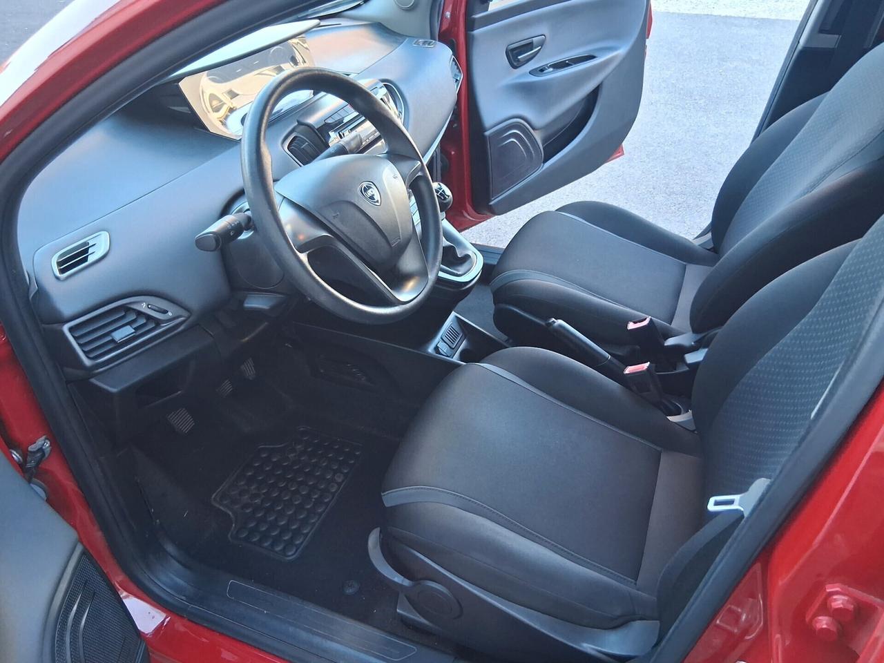 Lancia Ypsilon 1.2 69 CV UNICO PROPRIETARIO