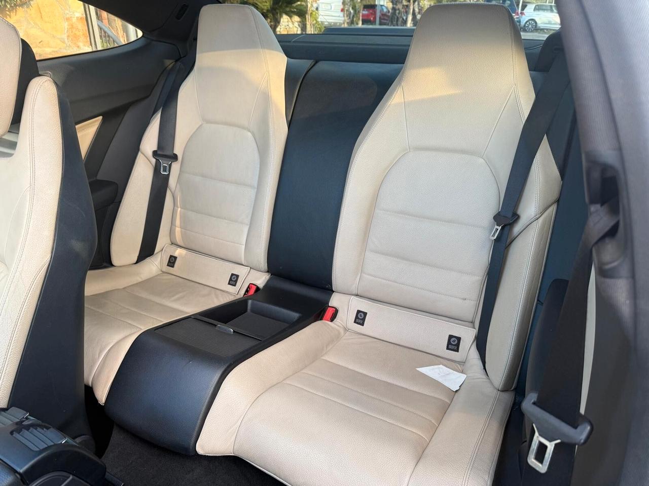 Mercedes-benz C 250 C 250 CDI 4Matic BlueEFFICIENCY Avantgarde