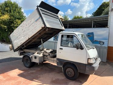 Piaggio Porter 1.3 GPL 80 CV / 59 kW cassone ribaltabile trilaterale (non marciante)