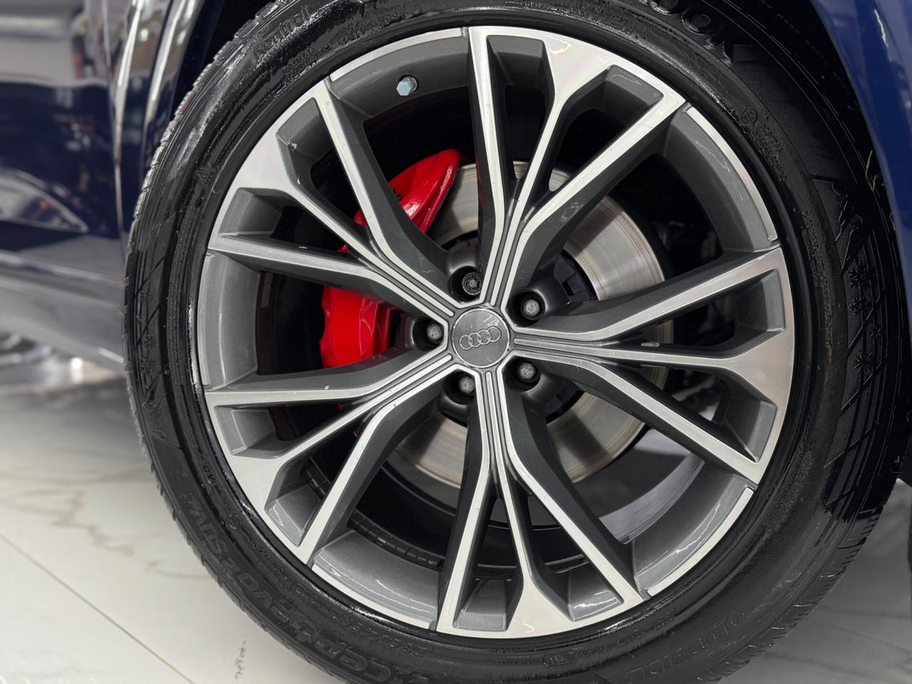 Audi Q8 3.0 TDI 286CV quattro tiptronic S-Line