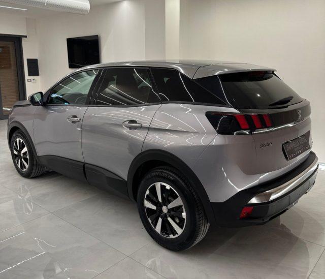 PEUGEOT 3008 BlueHDi 130 S&S Business