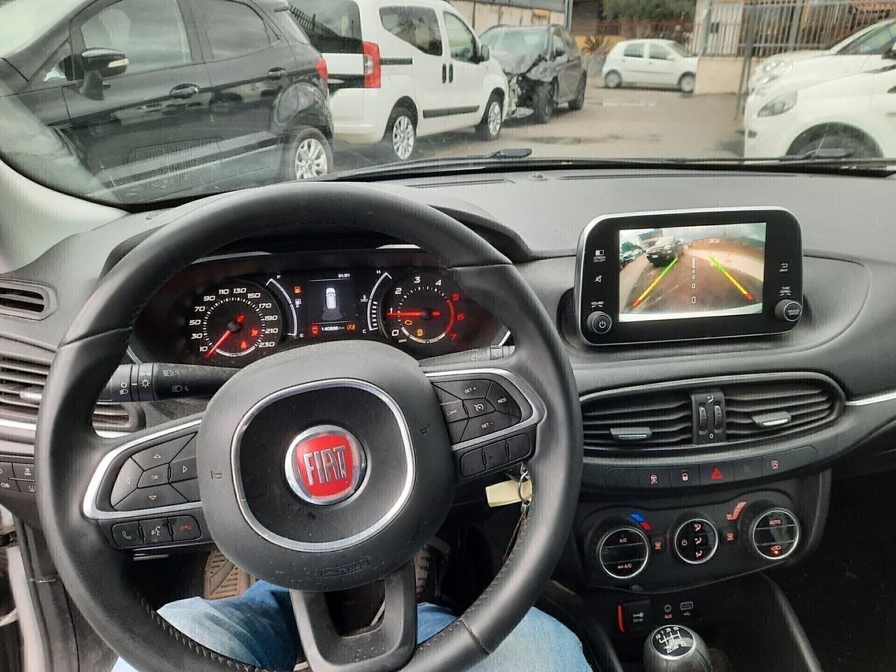 Fiat Tipo 1.6 Mjt S&S SW Lounge