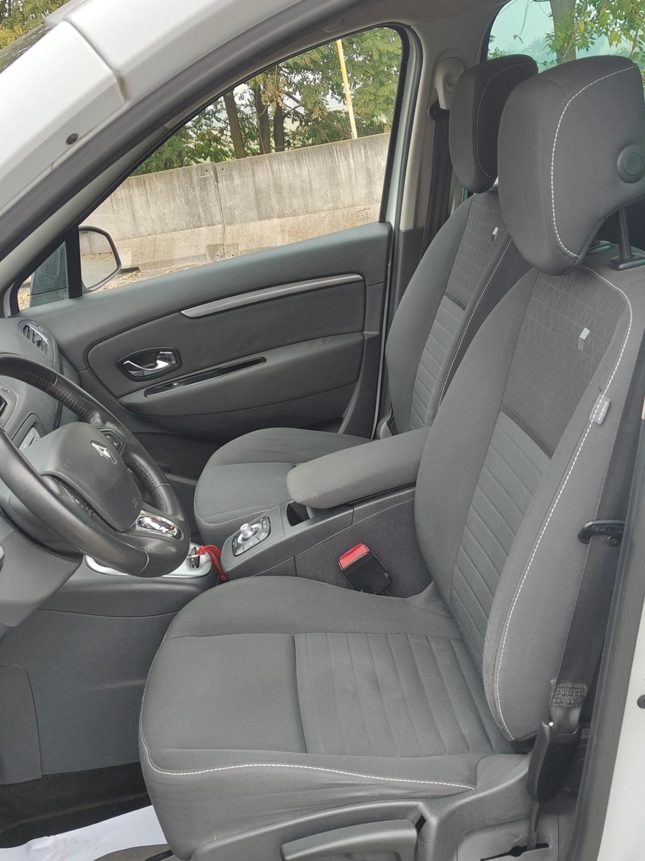 Renault Scenic Scénic XMod dCi 95 CV Start&Stop Energy Limited