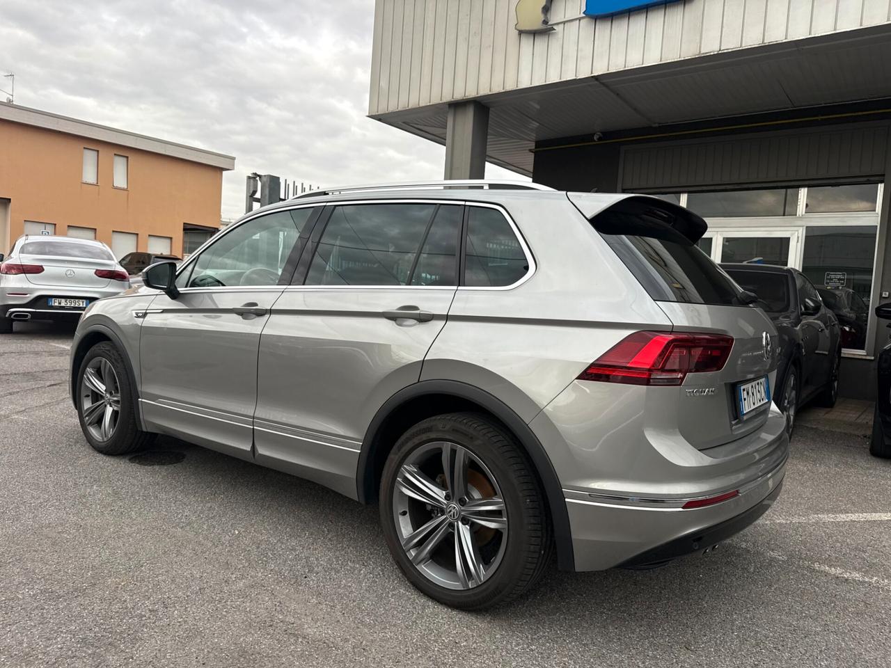 Volkswagen Tiguan 2.0 tdi R-Line 4motion 190cv dsg RLINE