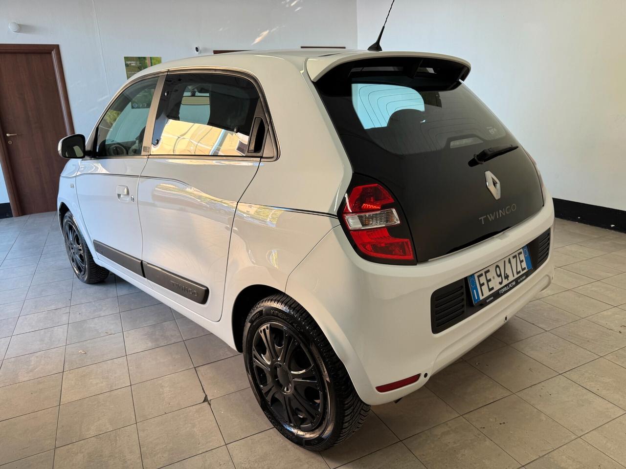Renault Twingo 2016 Lovely NEOPATENTATI NAVI