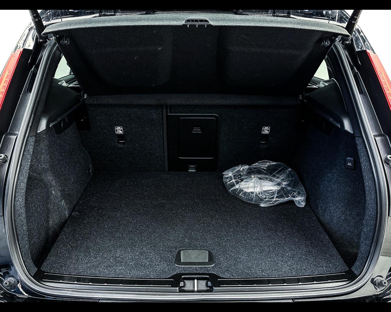 VOLVO XC40 T5 Recharge Plug-in Hybrid automatico