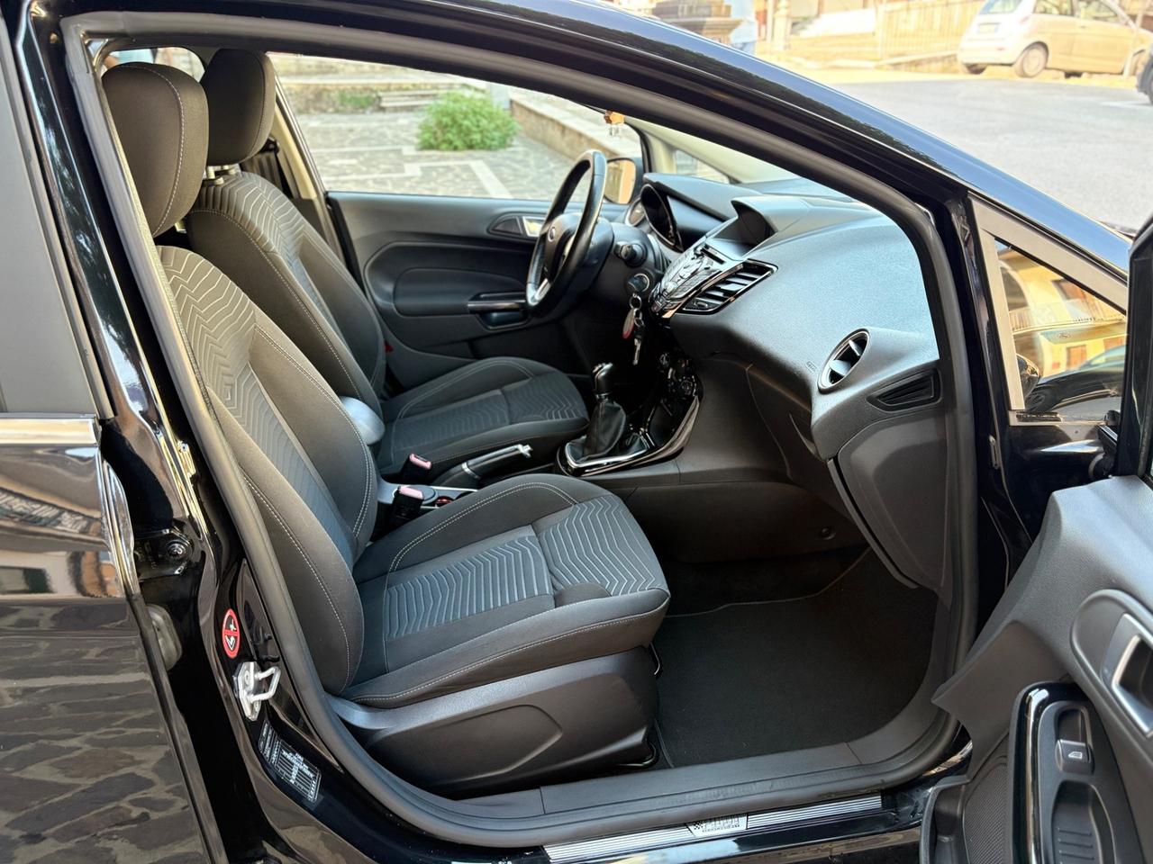 Ford Fiesta 1.5 TDCi 75CV 5P Titanium FULL/LED/NAV