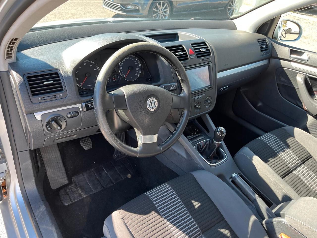 Volkswagen Golf 1.6 5p. Comfortline