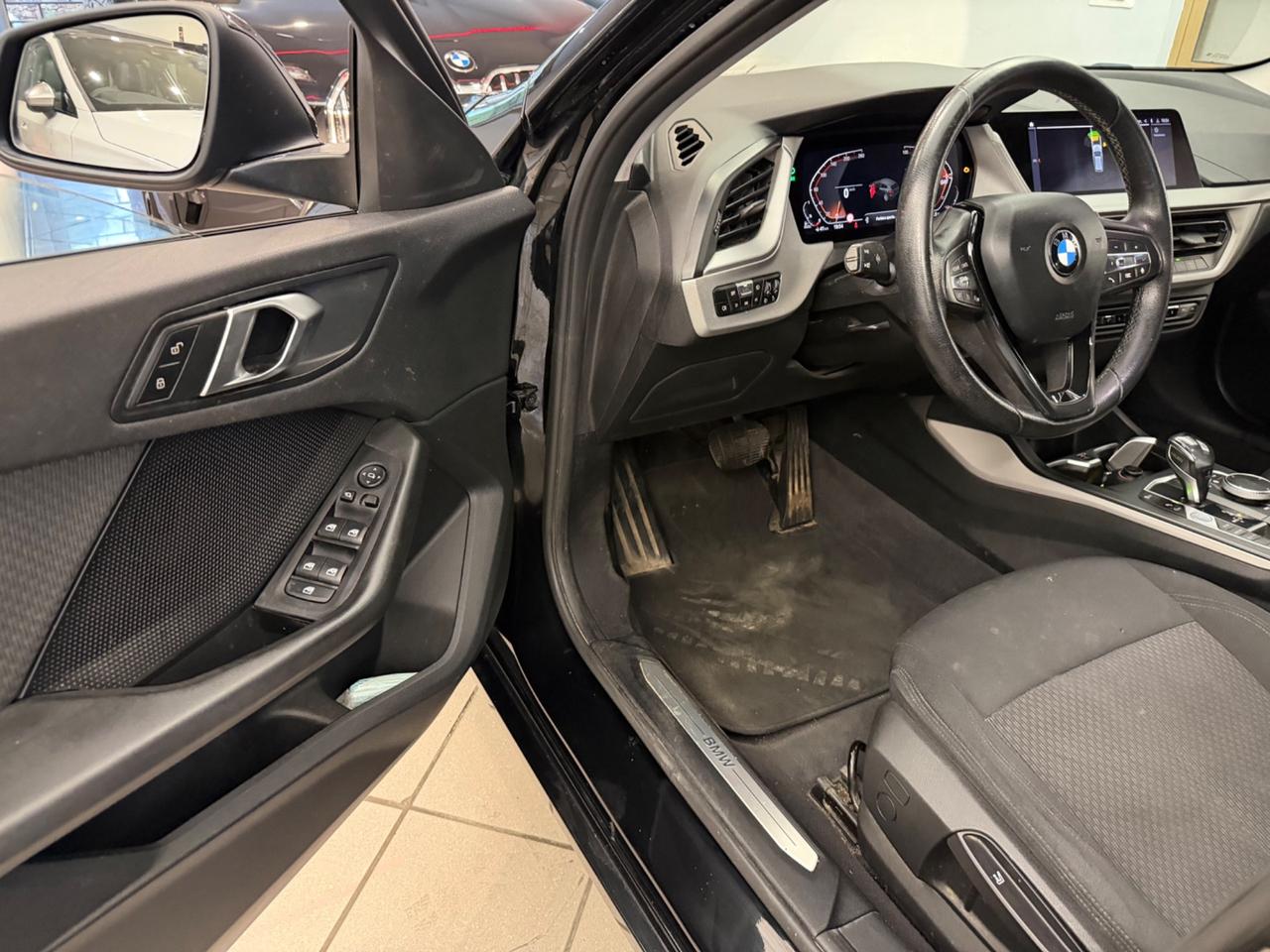 Bmw 118d 5p. Advantage iva esposta