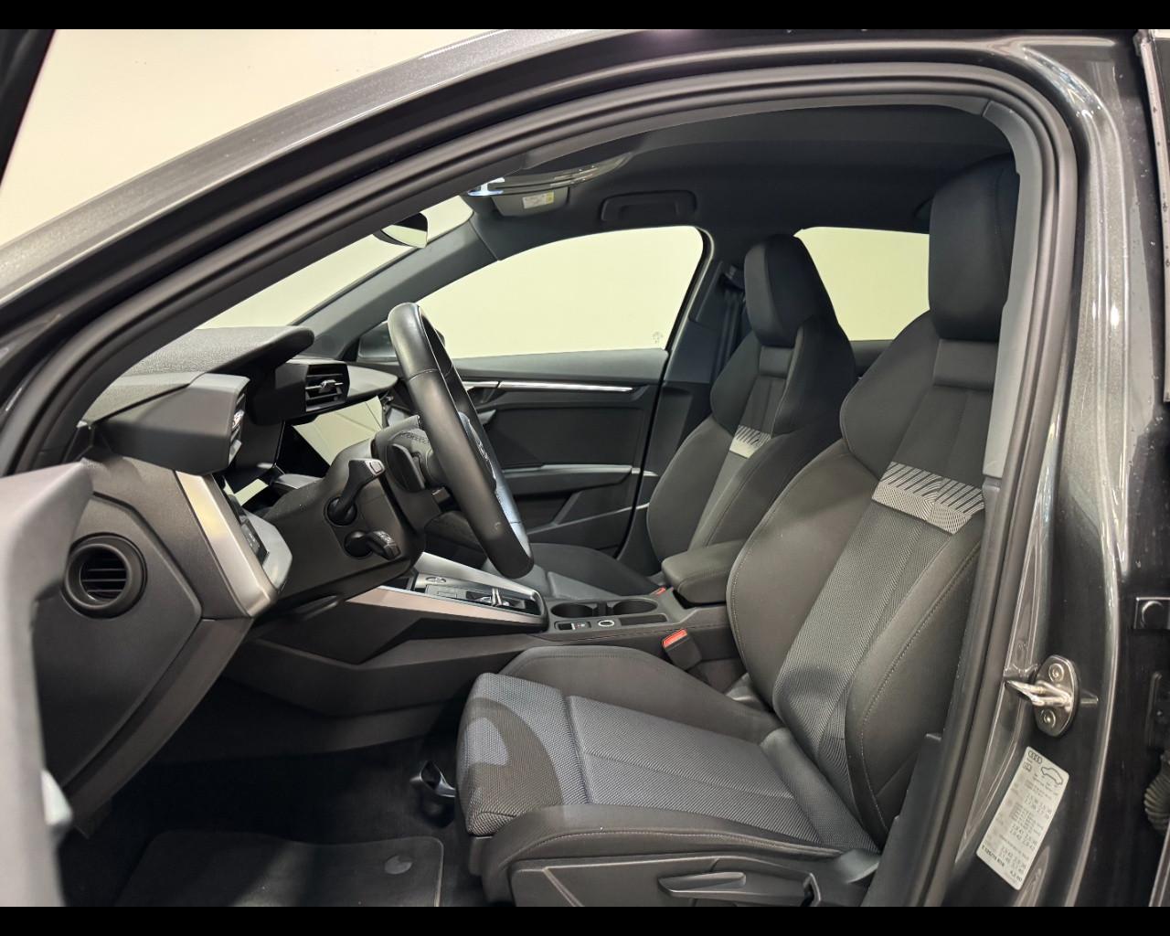 AUDI A3 SPORTBACK 35 TDI S-TRONIC S LINE EDITION