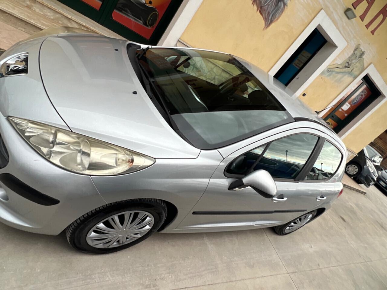 Peugeot 207 1.4 HDi 70CV 5p. Perfetta e garantita
