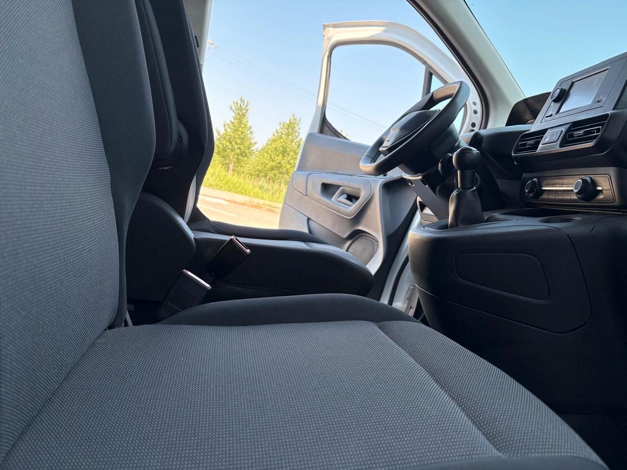 Peugeot Partner BlueHDi 100 PL-DC Doppia Cabina Mobile SPOTICAR