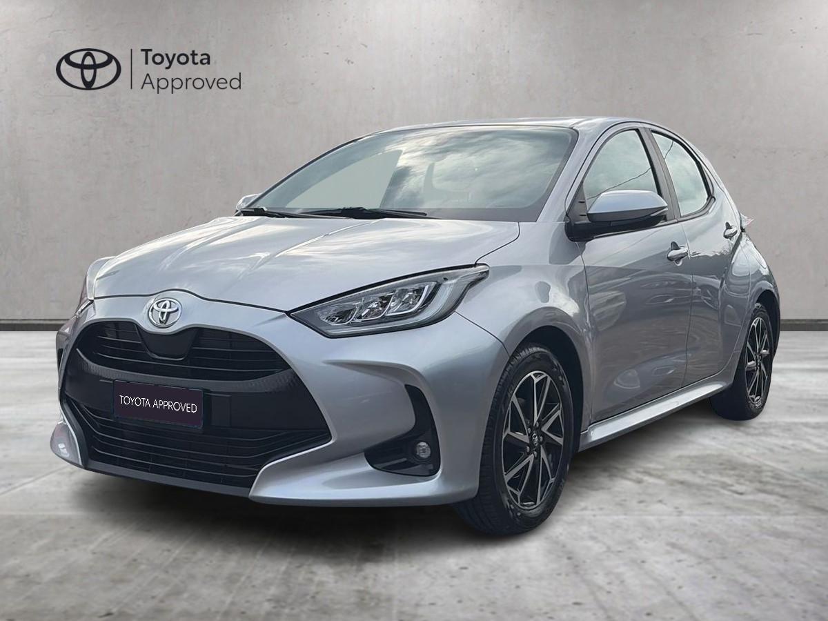 TOYOTA Yaris 4ª serie - Yaris 1.0 5 porte Trend