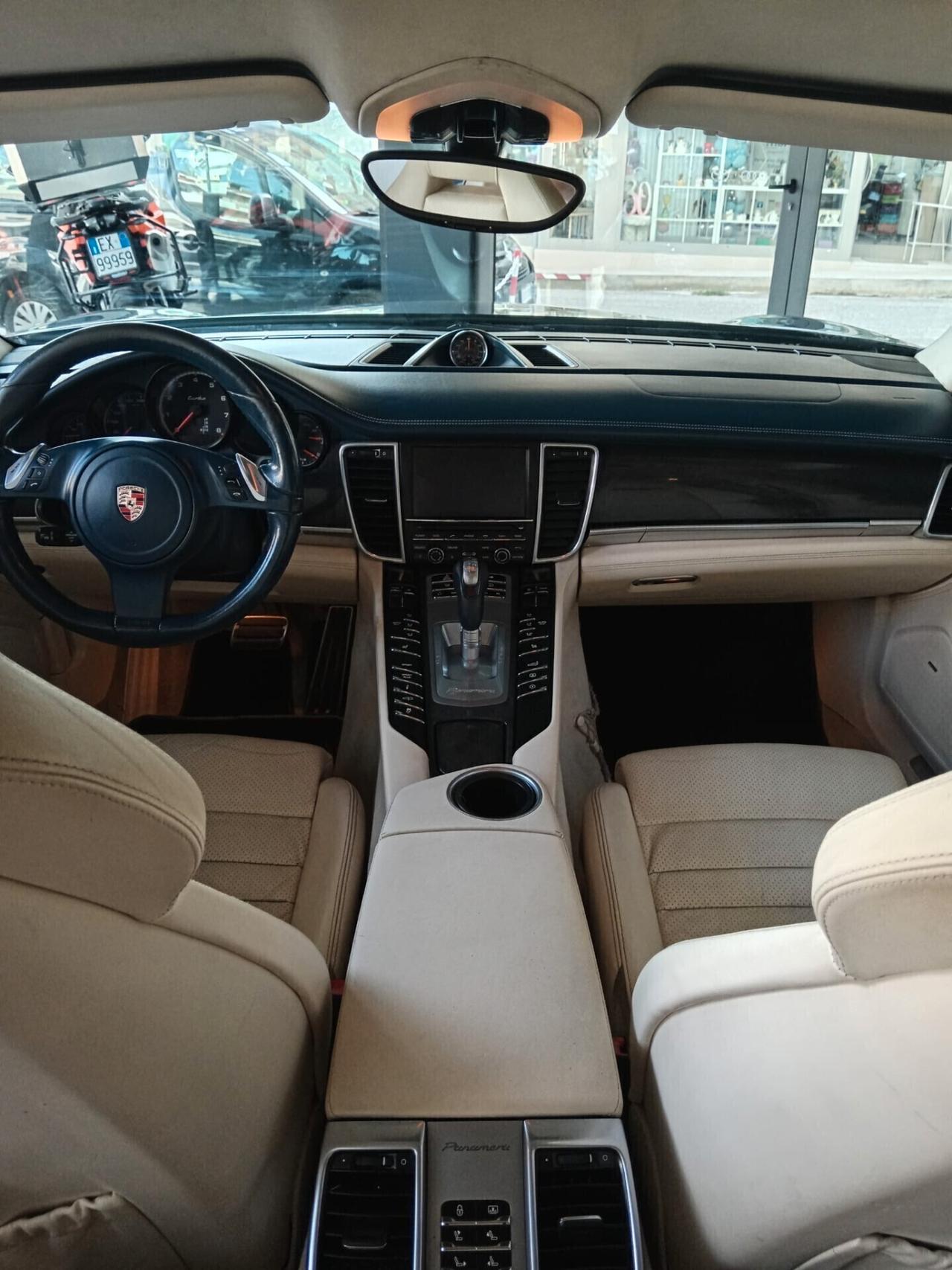 Porsche Panamera 4.8 Turbo