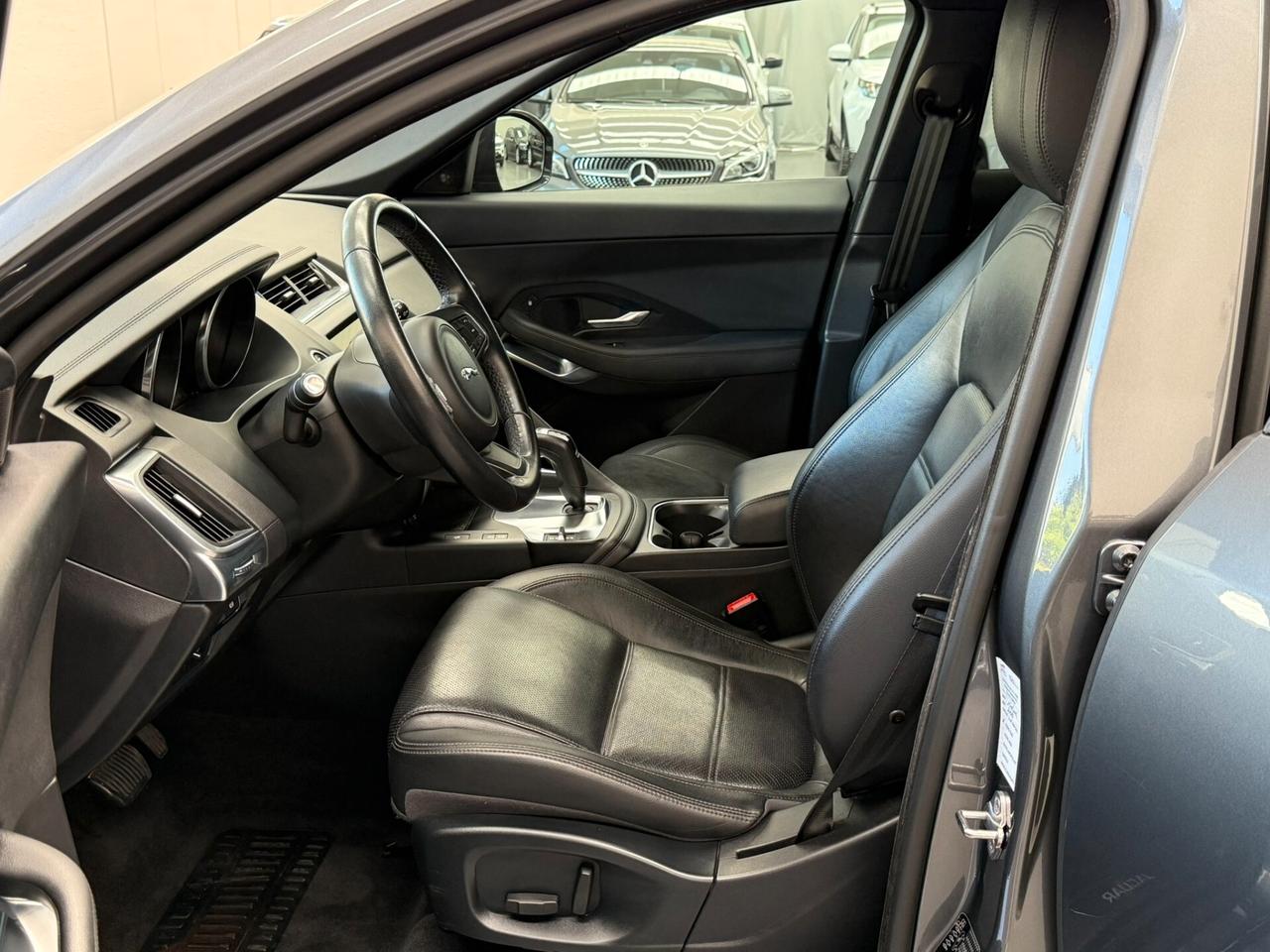Jaguar E-Pace 2.0D 150 CV AWD aut. R-Dynamic S