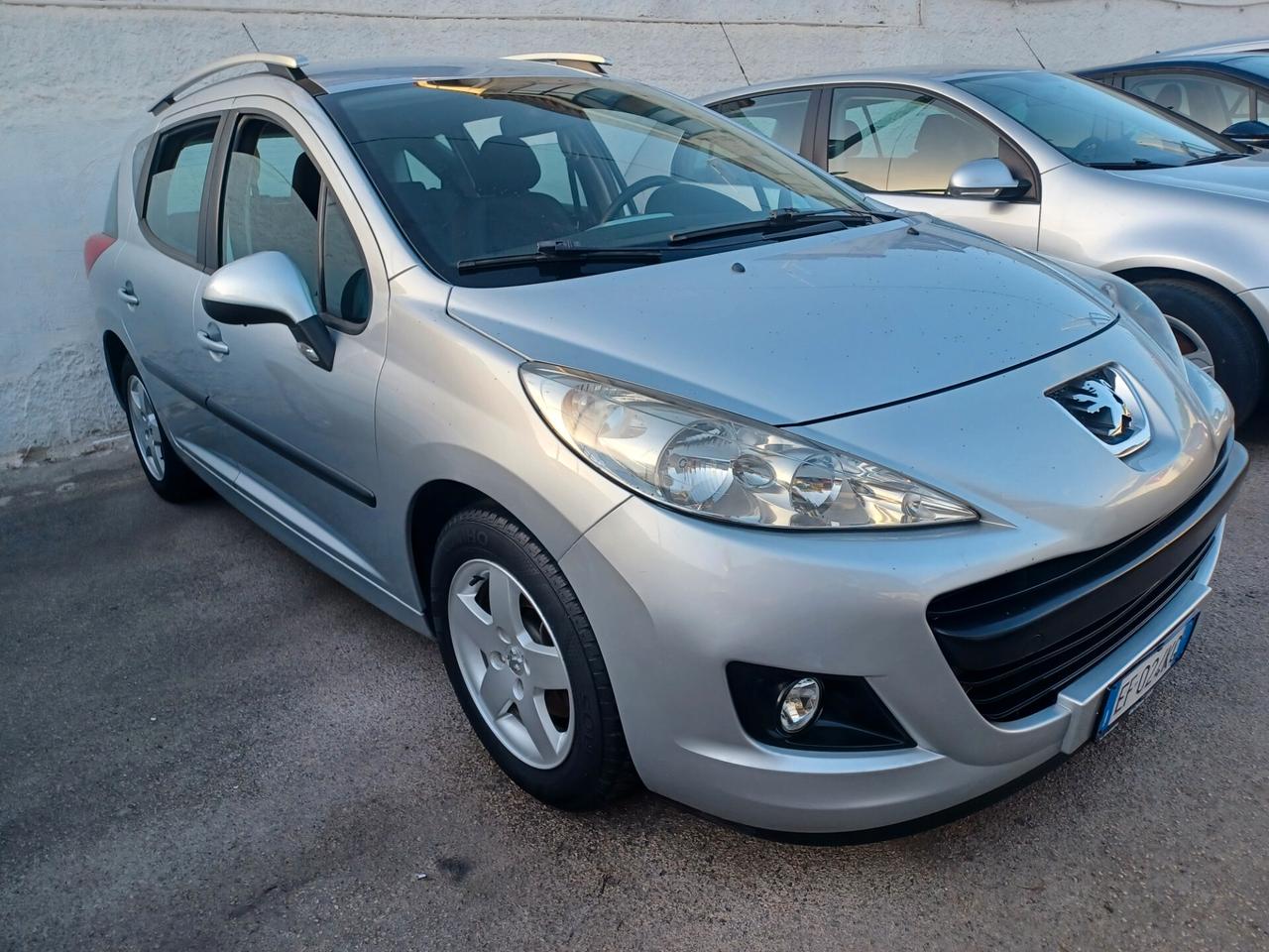 Peugeot 207 1.4 Benzina S.W. ANNO 2011