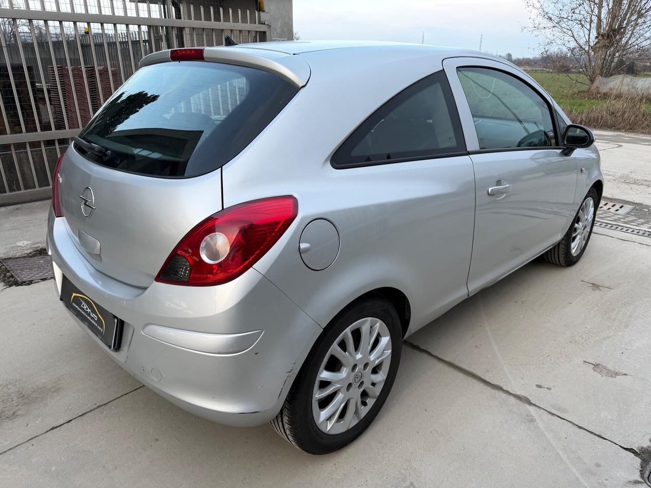 Opel Corsa 1.2 80CV 3 porte GPL-TECH Enjoy