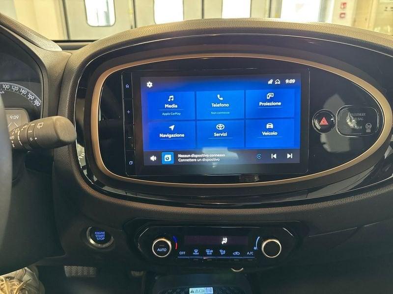 Toyota Aygo X 1.0B (72 CV) Lounge S-CVT