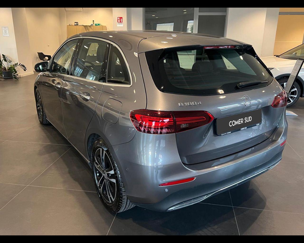 Mercedes-Benz Classe B - W247 2023 - B 180 d Progressive Advanced Plus auto