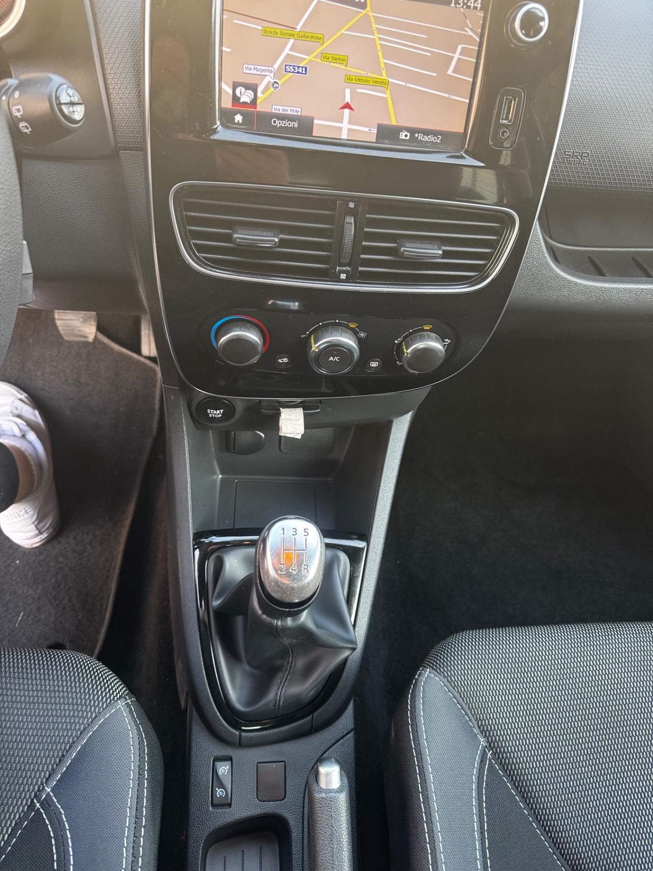 Renault Clio TCe 90 CV GPL 5 porte neopatentati