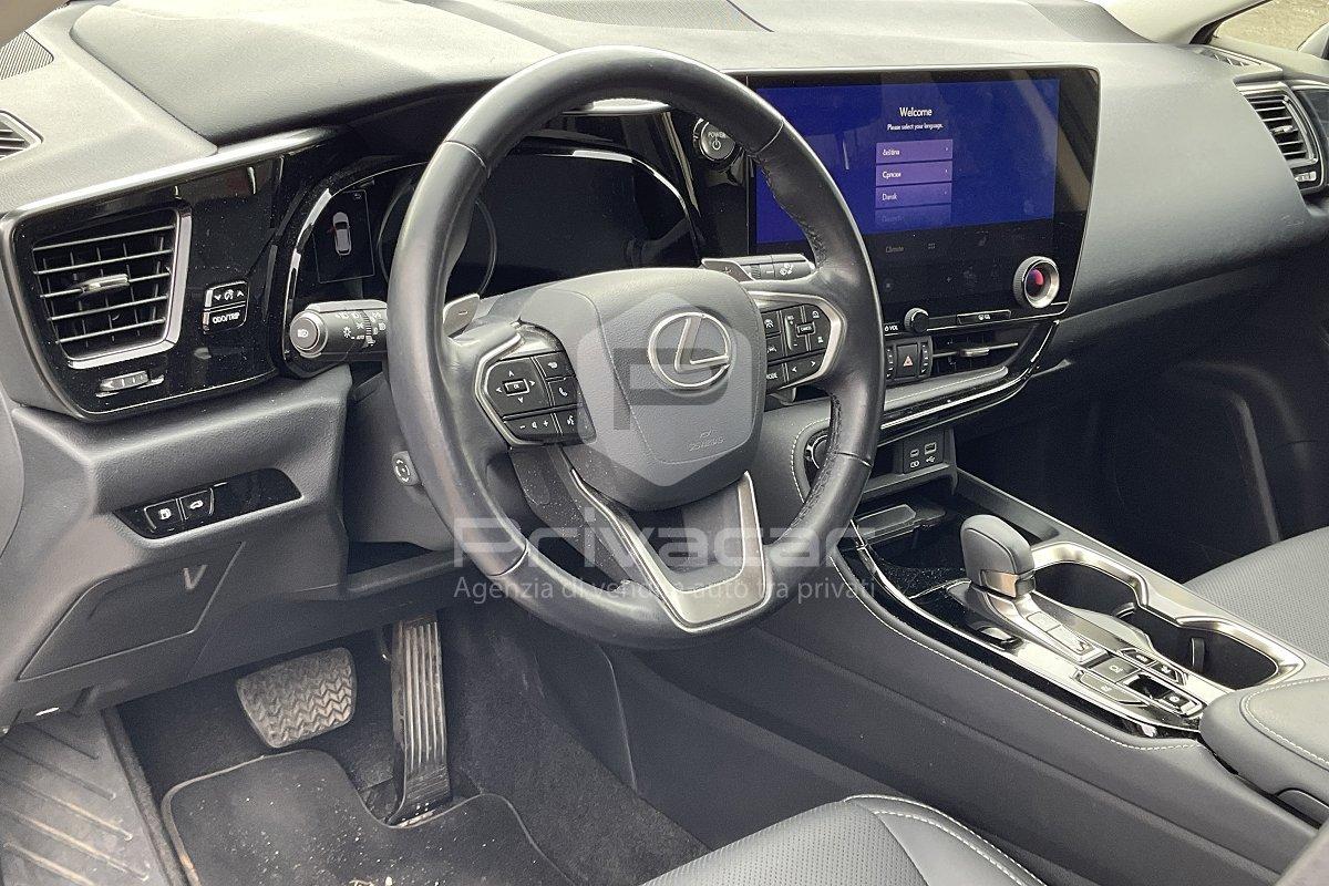 LEXUS NX Hybrid 4WD Premium