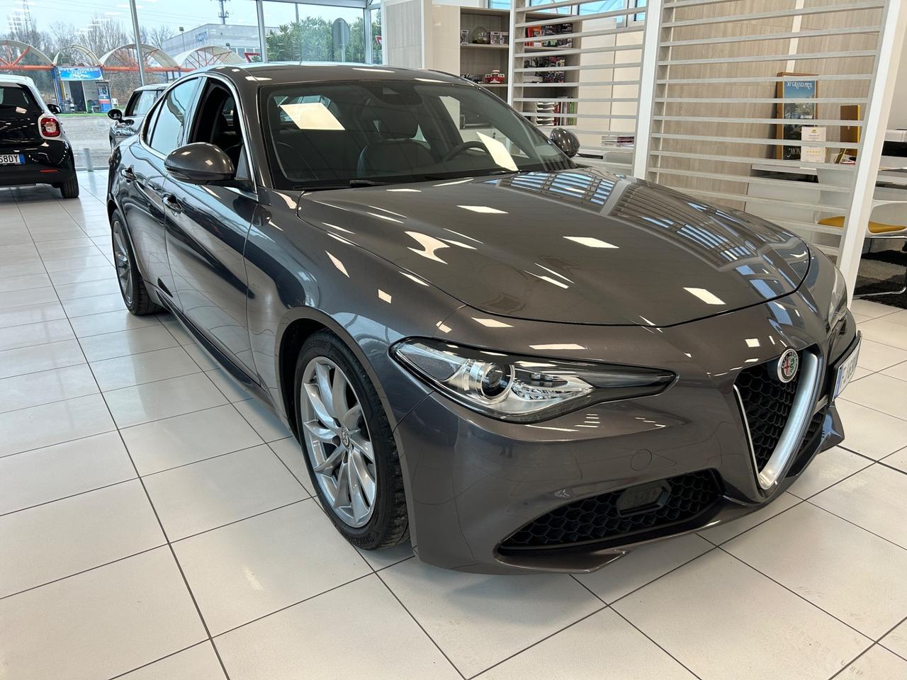 Alfa Romeo Giulia 2.0 Turbo 200 CV AT8 Super