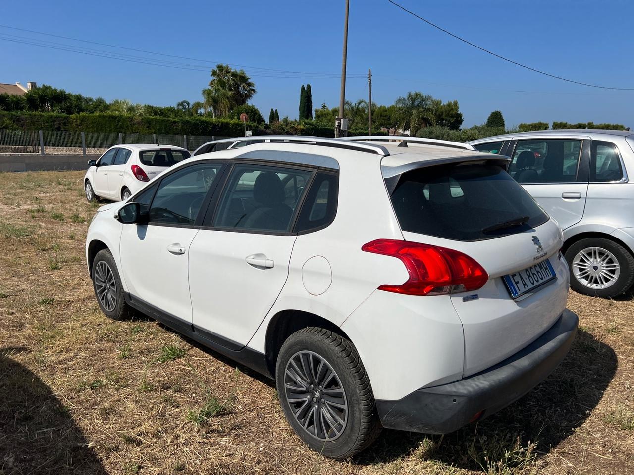Peugeot 2008 BlueHDi 100 Allure